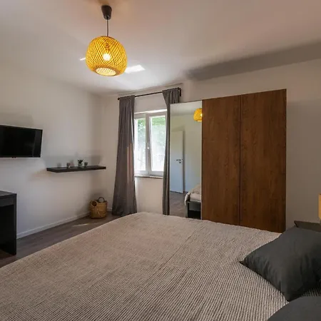 6 Bedroom Beautiful In Nedescina *